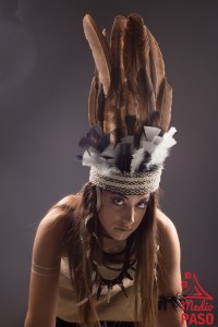 Tocado de India / Medio Paso